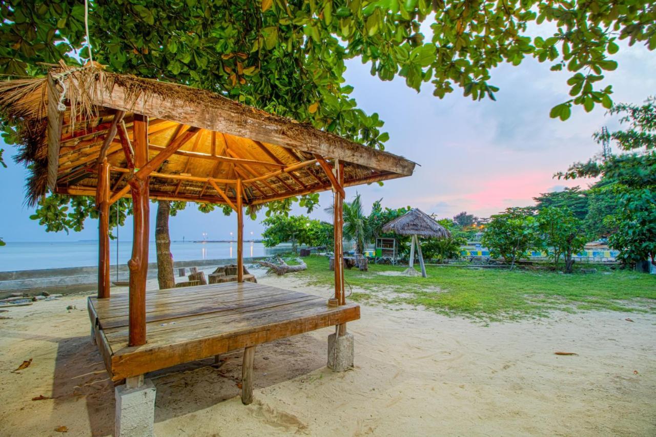 Guerilla Dive Lodge Pulau Pari Джакарта Екстериор снимка